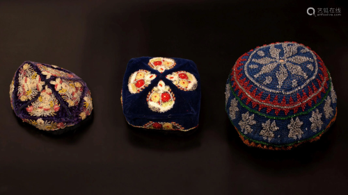 A lot of 3 Palestinian hats embroidered with beads -