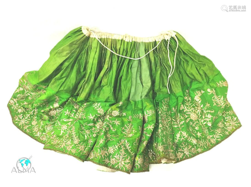 A green skirt with silver embroidery - Persia - early