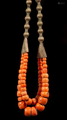 A large and silver and coral beads necklace - Yemen