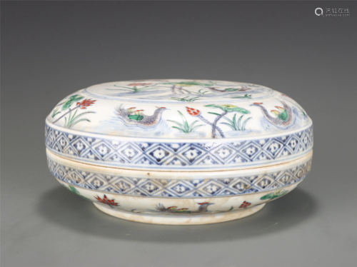 A CHINESE DOU-CAI FLOWER-BIRD PORCELAIN BOX AND COVER