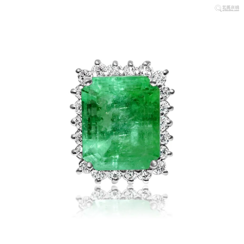 GIA Certified 100% Natural Colombian Emerald Diamond