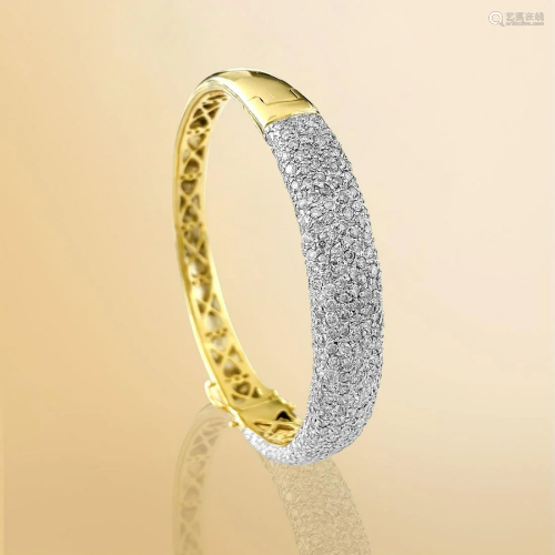 Ladies Vintage 6.00 Carat Diamonds Yellow Gold Bracelet