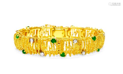 La Triomphe 18K Gold Emerald Diamond Bracelet