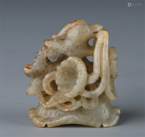 A CHINESE JADE CARVED FLOWER-BIRD CENSER-TOP