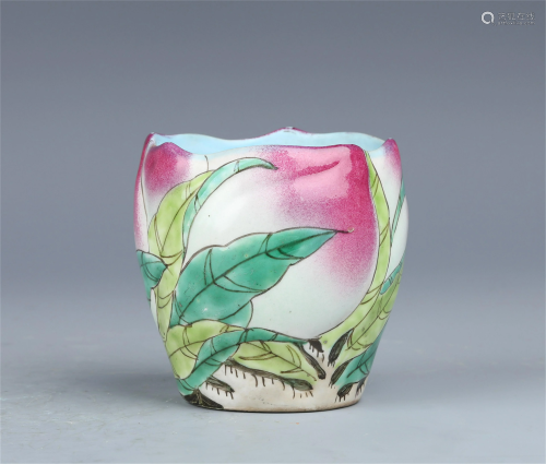 A CHINESE FAMILLE ROSE LONGEVITY PEACH PORCELAIN CUP