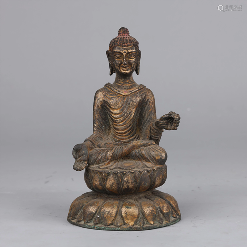 A CHINESE BRONZE STATUETTE OF SHAKYAMUNI