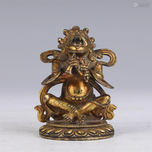 A CHINESE GILT BRONZE STATUETTE OF BUDDHA