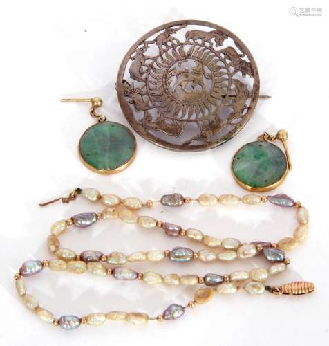 Mixed Lot: pair of carved jade disc earrings in gilt metal f...