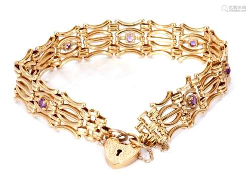 9ct gold gate bracelet, alternate plain polished and amethys...