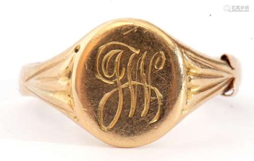 18ct stamped gents signet ring, the oval panel engraved with...