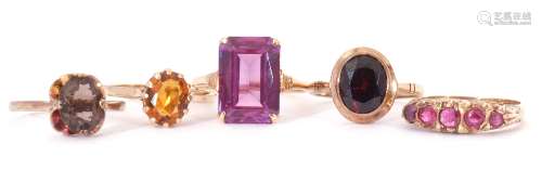 Mixed Lot: five 9ct gold rings, a five stone small ruby ring...