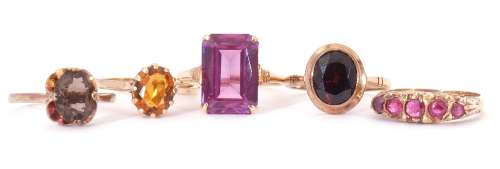 Mixed Lot: five 9ct gold rings, a five stone small ruby ring...