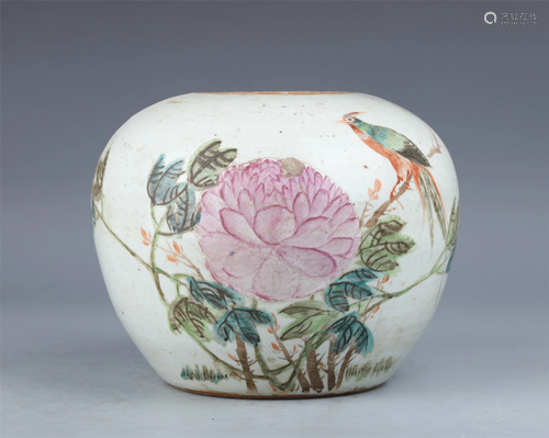 A CHINESE FAMILLE ROSE FLOWER-BIRD PORCELAIN JAR