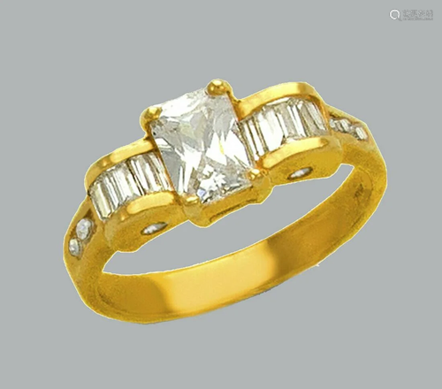 14K YELLOW GOLD LADIES FANCY ENGAGEMENT RING EMERALD