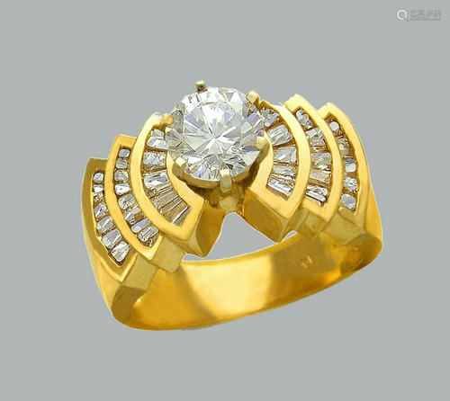 14K YELLOW GOLD LADIES FANCY ENGAGEMENT RING ROUND