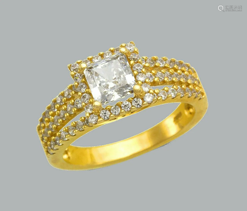 14K YELLOW GOLD LADIES ENGAGEMENT RING PRINCESS CUT