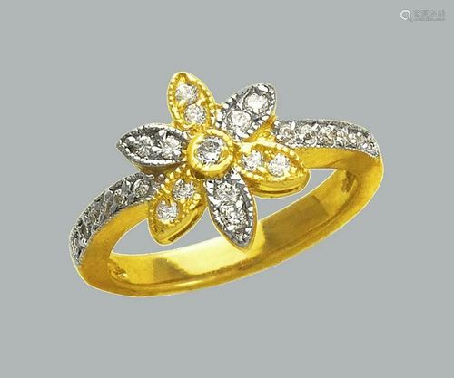 NEW 14K TWO TONE GOLD LADIES FANCY CZ RING FLOWER