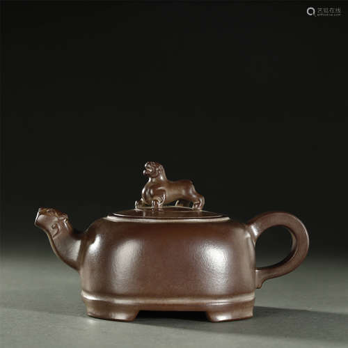 CHINESE ZISHA TEAPOT