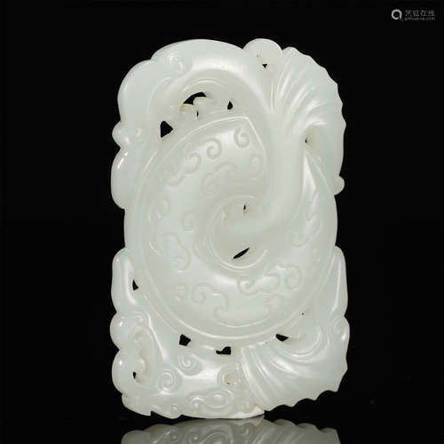 QING DYNASTY,HETIAN JADE CARVED PENDANT