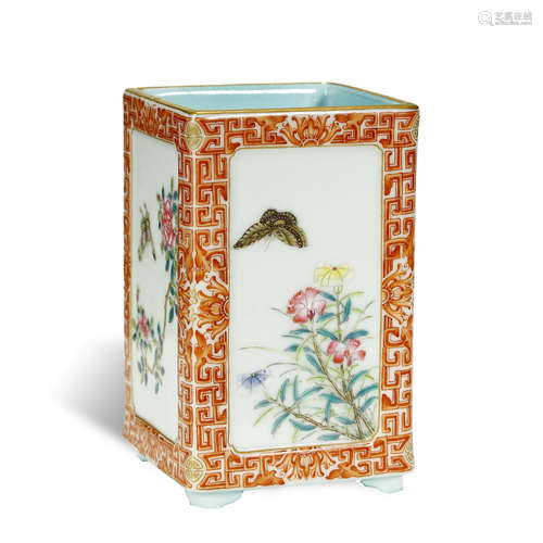 QING DYNASTY,FAMILLE-ROSE BRUSH POT