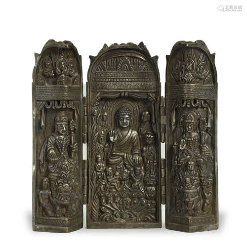 MING DYNASTY,A SET OF FINE SILVER BUDDHA STATUE