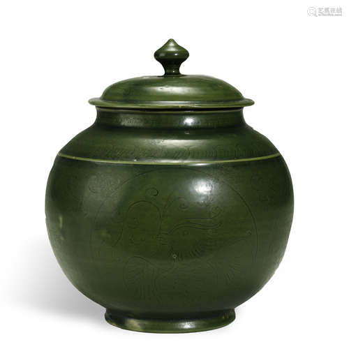 LIAO/JIN DYNASTY,GREEN GLAZED JAR AND COVER