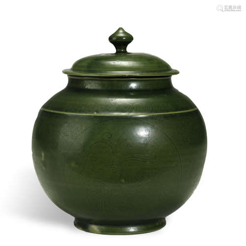LIAO/JIN DYNASTY,GREEN GLAZED JAR AND COVER