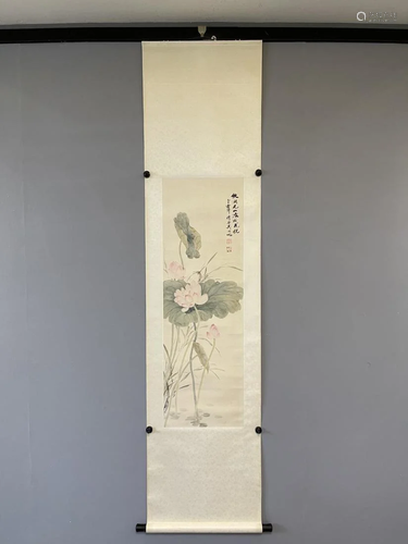 A TRADITIONAL CHINESE PAINTING OF LOTUS, WU HUFAN