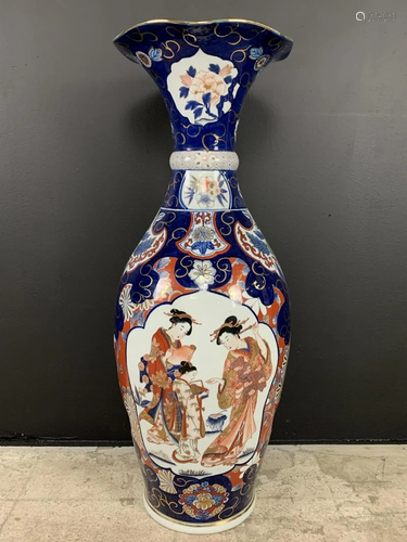 Japanese Meiji Imari Floor Vase, Family Scene