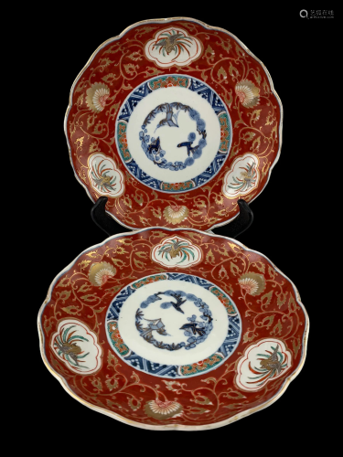 Pair Of Antique Chinese Imari Scalloped Bowls