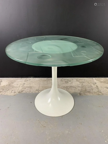 Mcm Saarinen Style Tulip Parlor Table, Glass Top