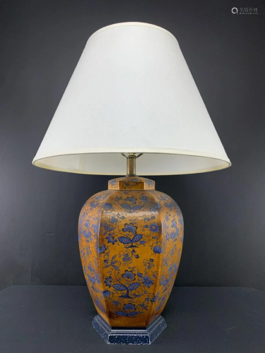 Vintage Chinese Table Lamp