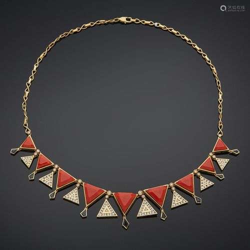 COLLIER 