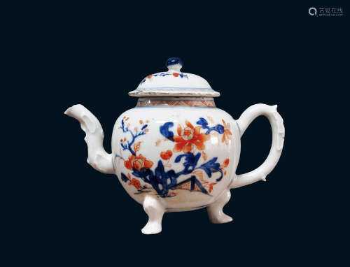 清代 青花矾红金彩花卉纹带盖茶壶（龙柄）