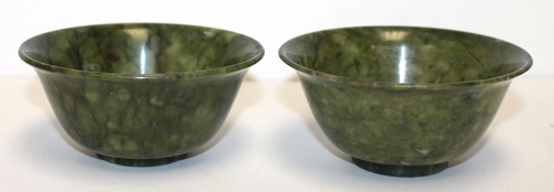 Pair of jade rice bowls - 4