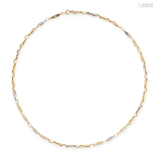 A FANCY LINK CHAIN NECKLACE in 14ct yellow gold and