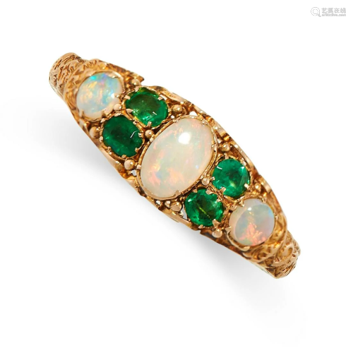 AN ANTIQUE OPAL AND EMERALD RING, 19TH CENTURY in