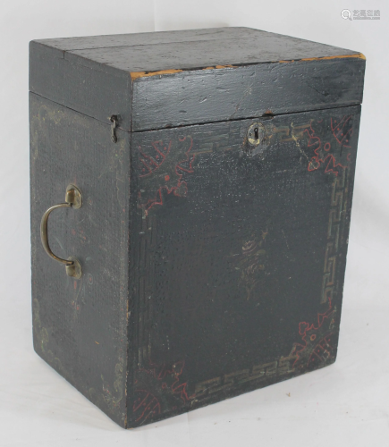 Asian carved wood & lacquered box - 15