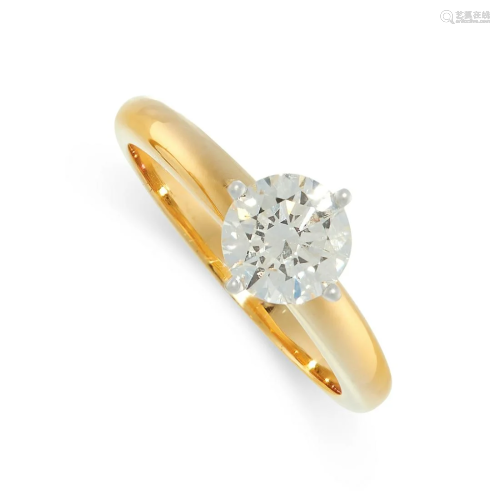 A SOLITAIRE DIAMOND ENGAGEMENT RING in 18ct yellow