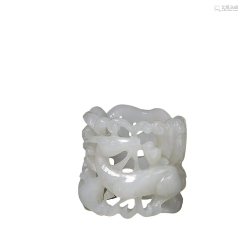 HETIAN JADE ' ELK ' THUMB RING