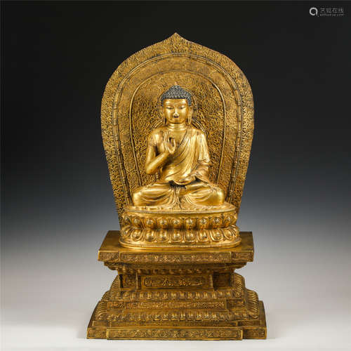 A CHINESE GILT BRONZE FIGURE OF BUDDHA STATUE