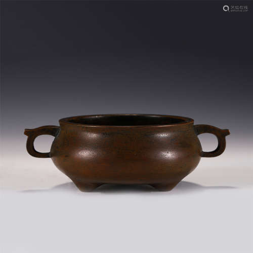 A CHINESE BRONZE CENSER