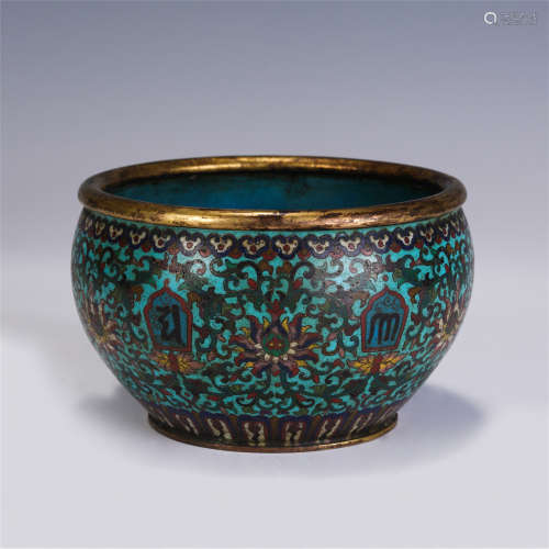 A CHINESE QING STYLE CLOISONNE ENAMEL BOWL