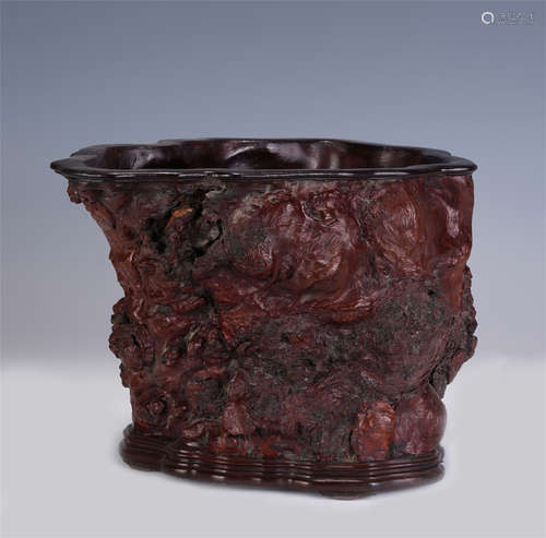 A CHINESE QING STYLE ROOT NODULE BRUSH POT