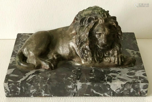 ANTIQUE BRONZE Finish Recumbent LION On Marble Base