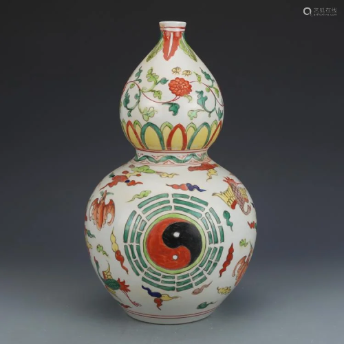 Ming dynasty gourd shaped bottle