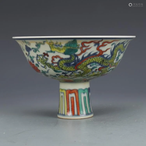 Ming dynasty colorful cup with dragon painting