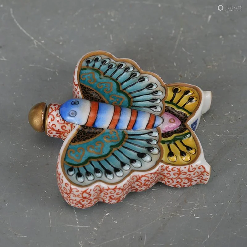 Qing dynasty Qian Long butterfly shaped snuff bottle