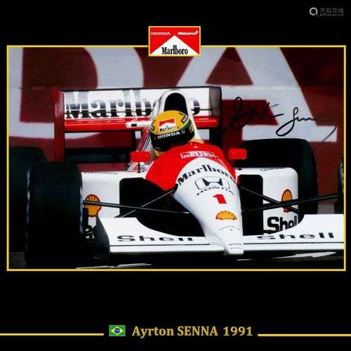 Ayrton SENNA. Photo couleur dédicacée par Ayrton Senna. Pilo...