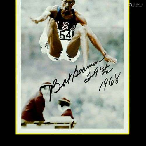 Bob BEAMON. Photo couleur dédicacée par Bob Beamon aux Jeux ...